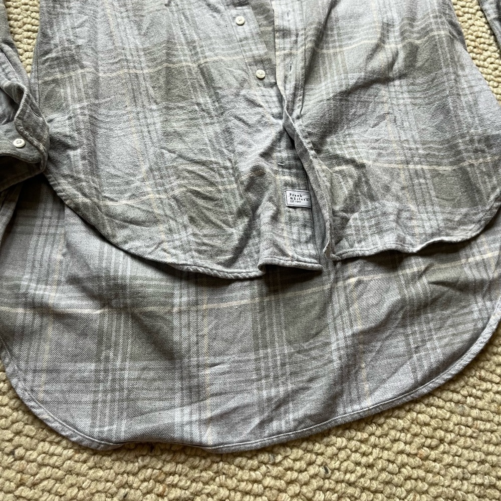 Frank and Eileen button up